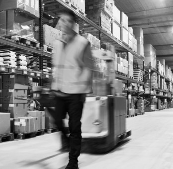 Погрузочно-разгрузочные работы, перемещение грузов